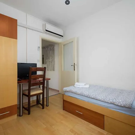 In - Istrien 51991 Apartment Porec